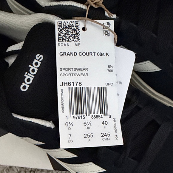 Adidas Youth Black and White Sneakers NWT - Picture 3 of 4